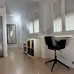 Διαμέρισμα San Basilio Bookish Place